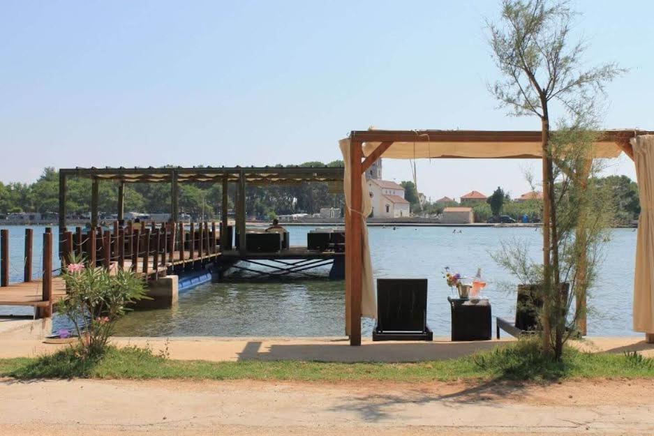 Philomena Mobile Home Camping Pašman Exterior foto