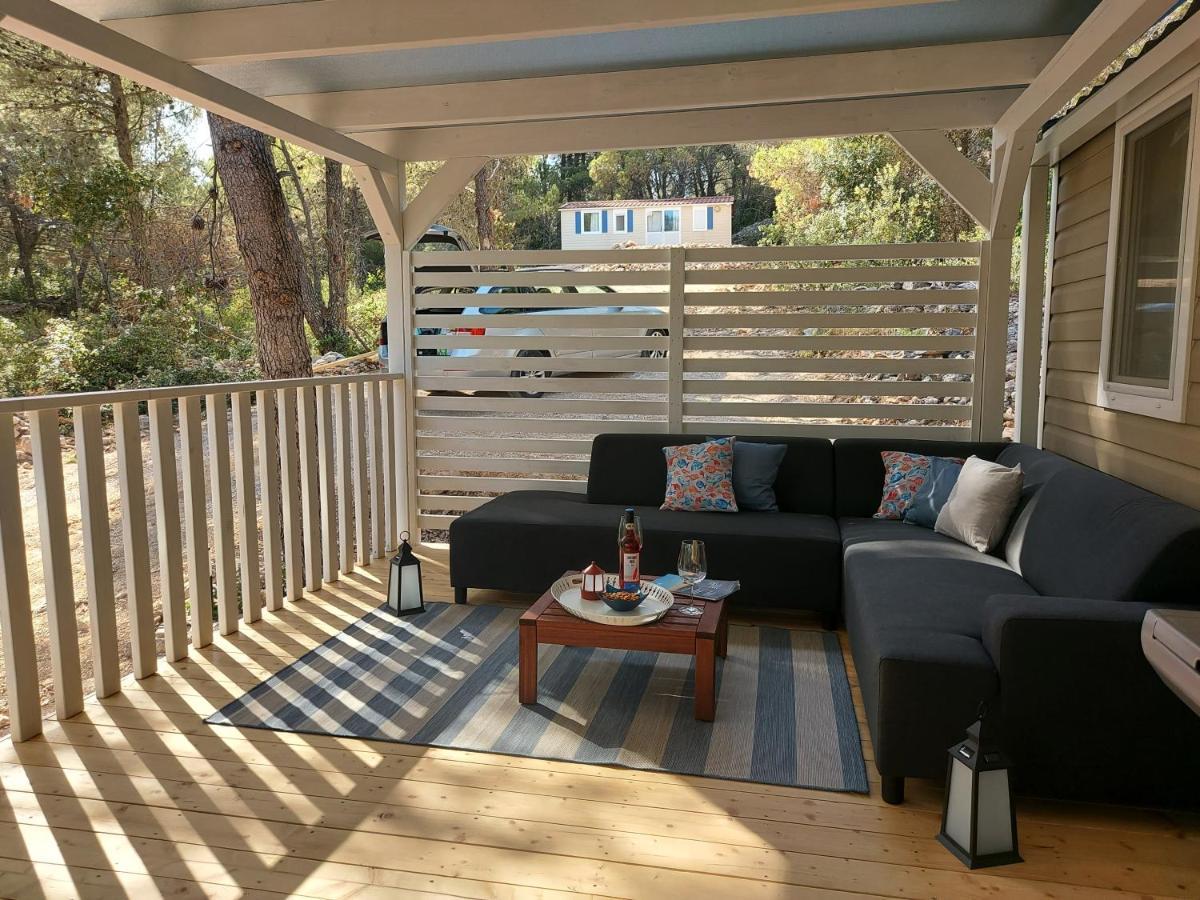 Philomena Mobile Home Camping Pašman Exterior foto