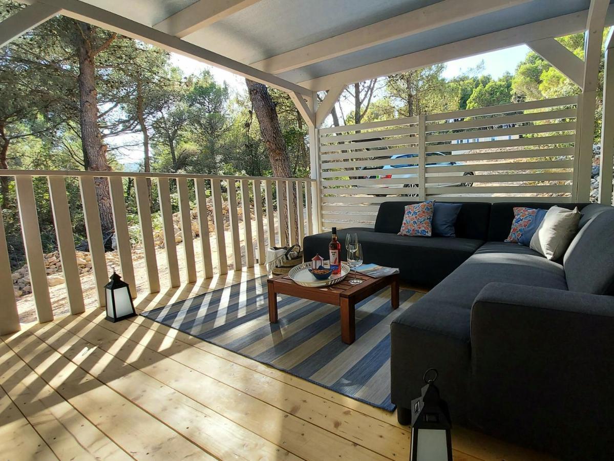 Philomena Mobile Home Camping Pašman Exterior foto